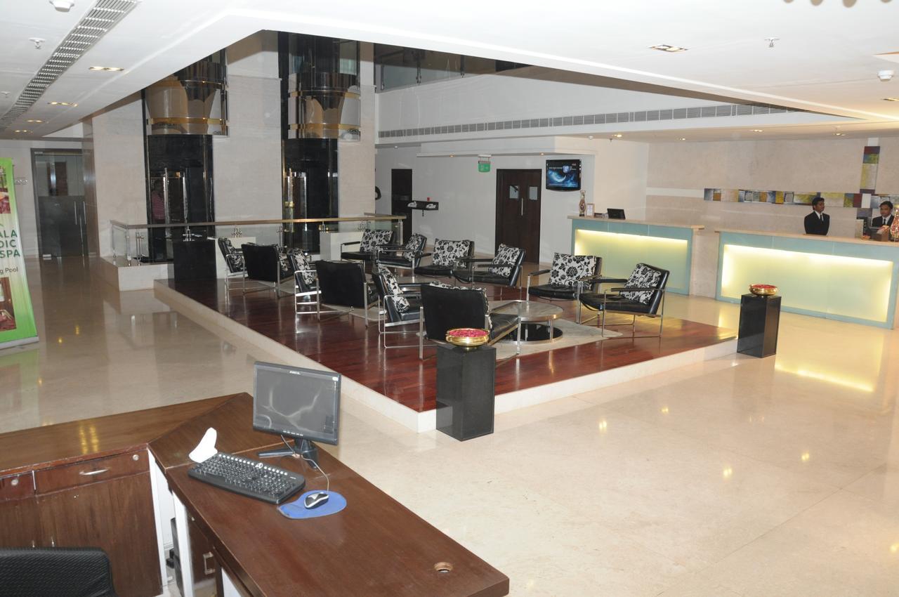 Royal Park Kakinada Hotel Exterior photo